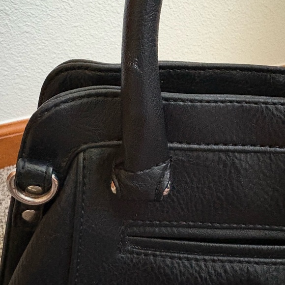 Matt & Nat Sheenan Vegan Doctor Bag Dwell Leather Recycled Plastic Black Handbag - Picture 14 of 15